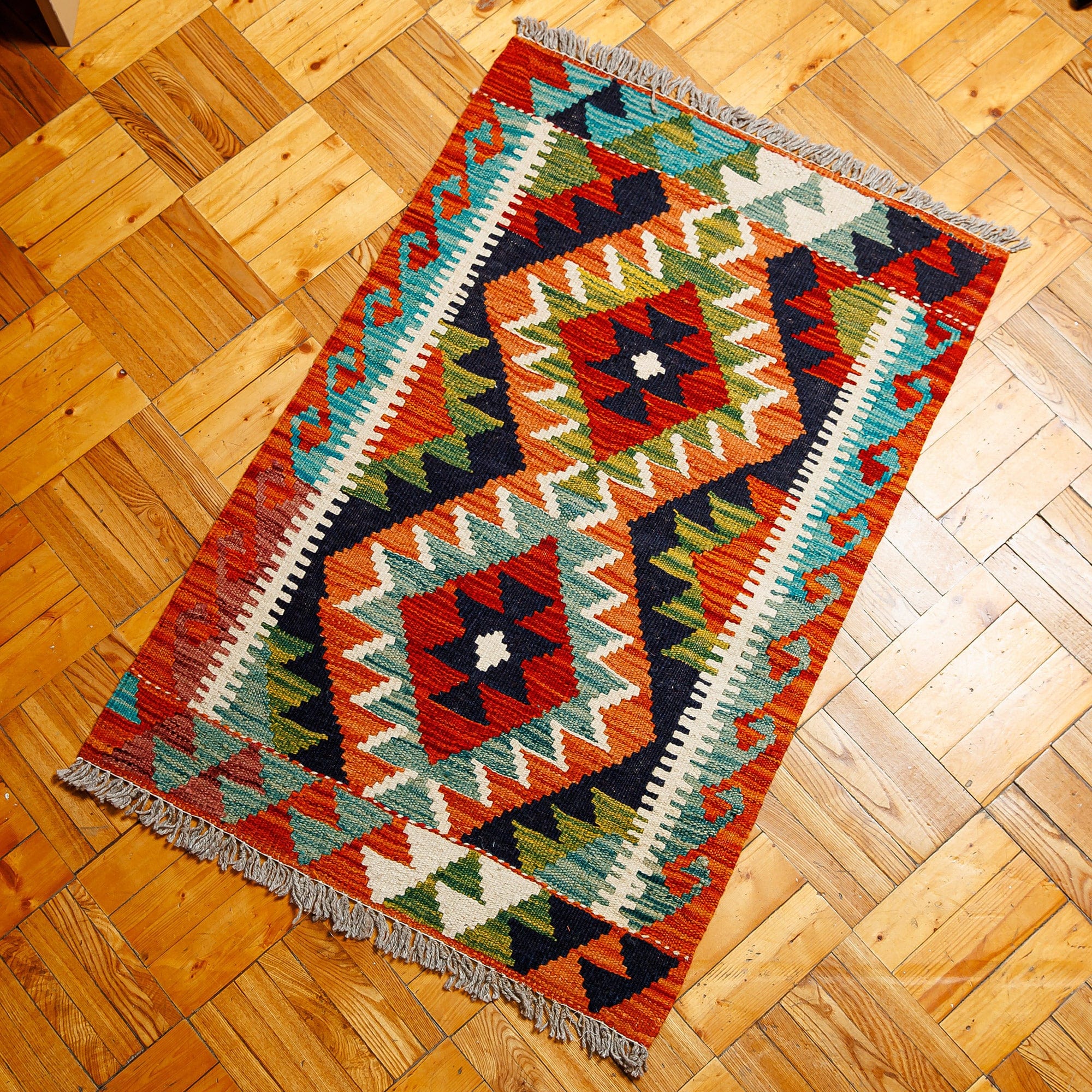 Hand-Knotted Wool Area Rug with Rhombus Motifs (2x3) - Fascinating Patterns