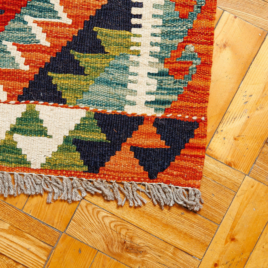 Hand-Knotted Wool Area Rug with Rhombus Motifs (2x3) - Fascinating Patterns
