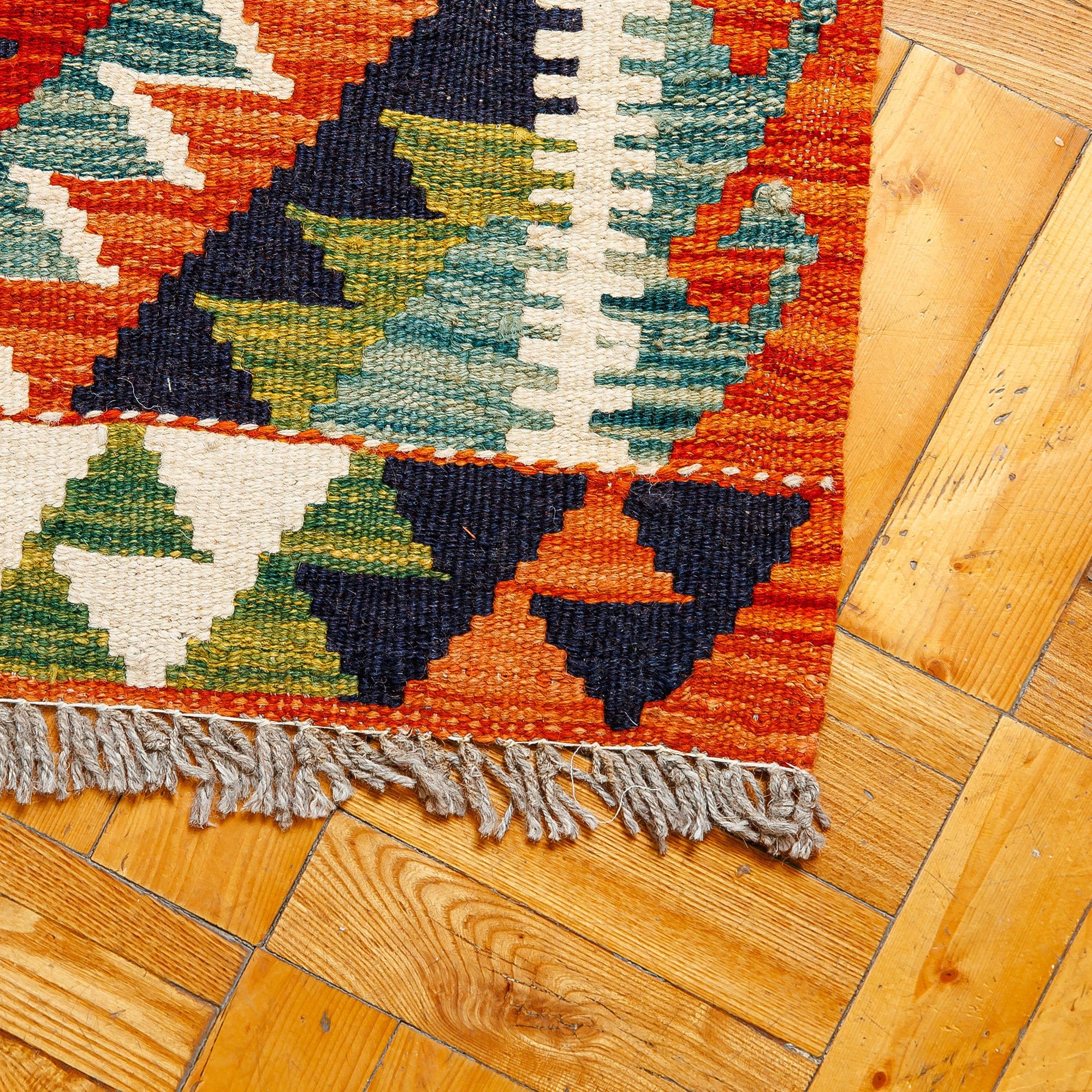Hand-Knotted Wool Area Rug with Rhombus Motifs (2x3) - Fascinating Patterns
